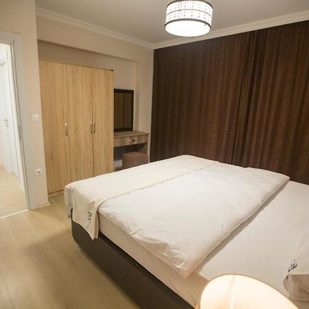 Black Rose Aparthotel Kasustu Ngoại thất bức ảnh